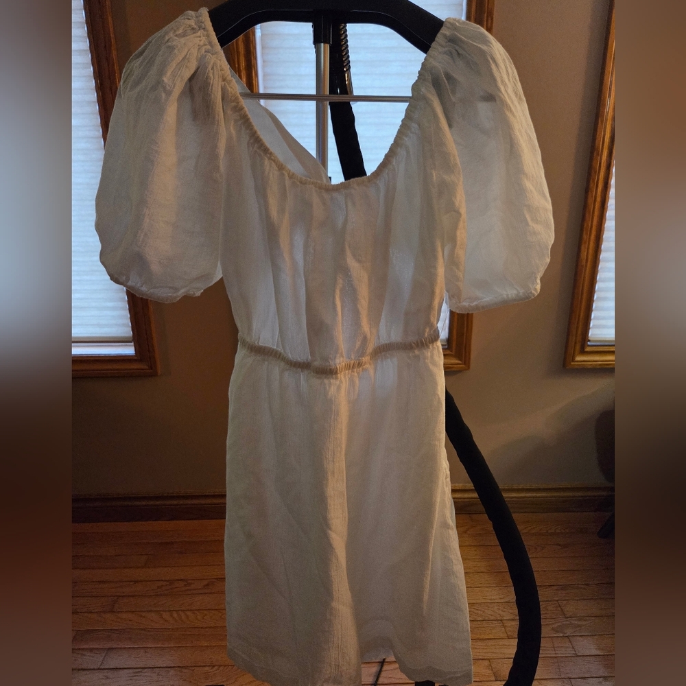 Old Navy White Backless Dress
